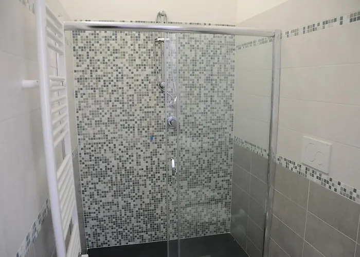 La Perla Guest house 3*