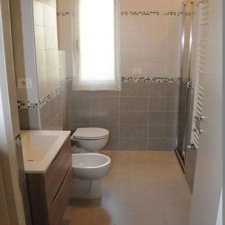 拉佩尔拉住宿加早餐旅馆 斯培西亚