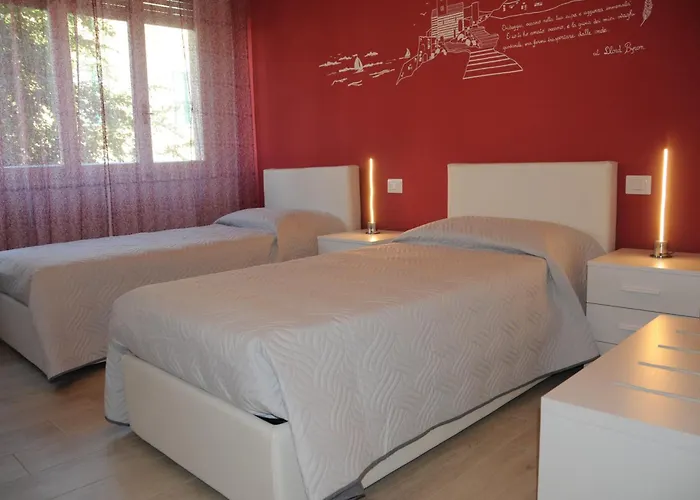 게스트하우스 La Perla 3*